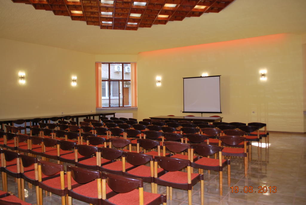 Apart Hotel Central Razgrad Exterior foto